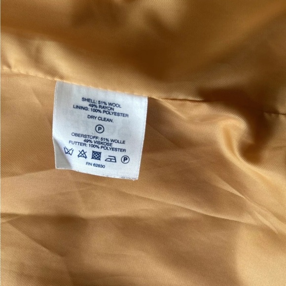 Lands' End Womens Boucle Coat Mustard Yellow Regular Size 6 EUC Wool Blend - Picture 7 of 9